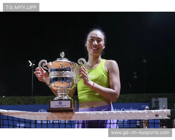 WTA巡回赛郑钦文逆转夺冠，世界排名逼近前五