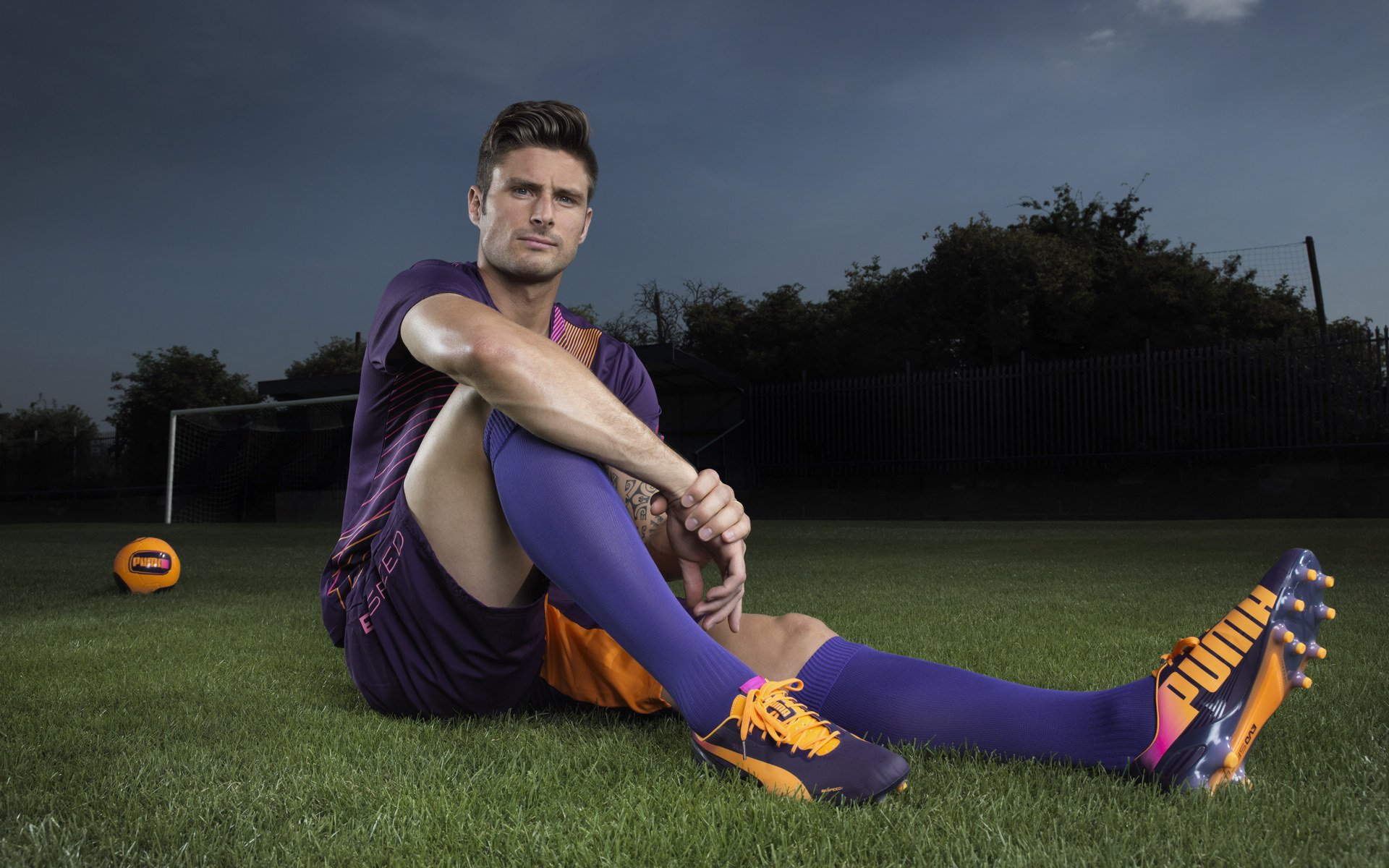 全队封闭训练专注备战目标直指关键比赛争取提前完成任务，封闭训练啥意思