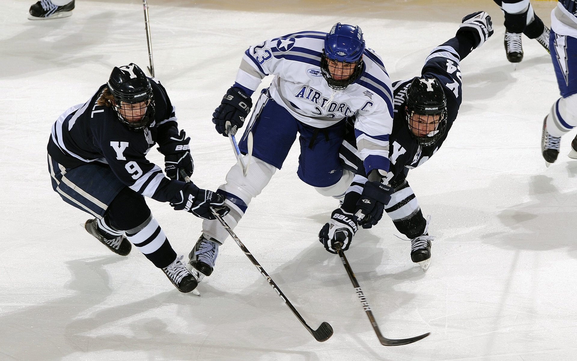 欧洲杯激情再燃：逆转、绝杀、精彩纷呈，欧洲杯让你心碎